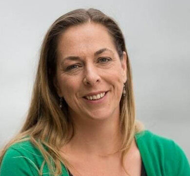 Professor Gretta Pecl Director, Centre for Marine Socioecology (UTAS), and Professor of Climate Change Ecology (IMAS) Lead Author for IPCC Working Group II, Assessment Report 7
